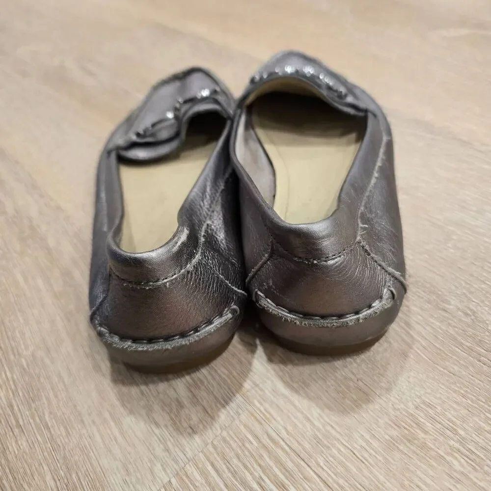 Coach Fortunata Loafers Women's 8.5M Metallic Silver Leather Pebble Grain Flats